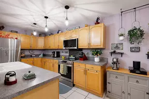 1633 Greer Ave, Homestead, FL 33035 - Photo 9