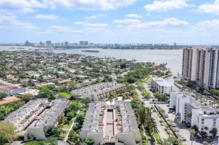 1651 NE 115th St, Miami, FL 33181 - Photo 21