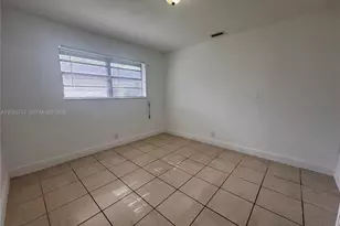 407 NW 7th Ct, Hallandale Beach, FL 33009 - Photo 11