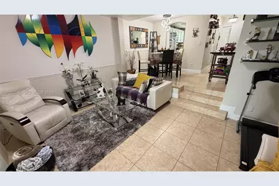 8982 Palm Tree Ln #8982, Pembroke Pines, FL 33024 - Photo 19