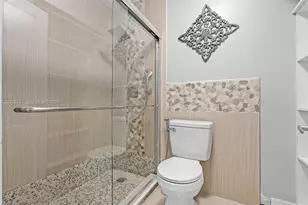 14357 Kendale Lakes Cir, Miami, FL 33183 - Photo 7