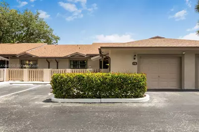 7560 NW 79th Ave #V2, Tamarac, FL 33321 - Photo 25