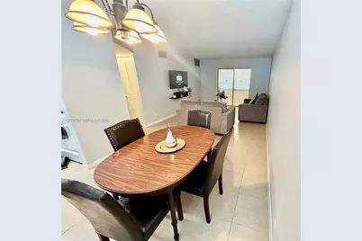 2213 NE 1st Ct #203, Boynton Beach, FL 33435 - Photo 7