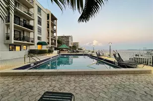 2201 Brickell Ave, Miami, FL 33129 - Photo 5