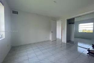 2201 Brickell Ave, Miami, FL 33129 - Photo 13