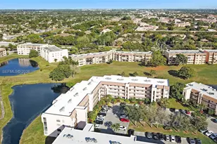 10145 Sunrise Lakes Blvd, Sunrise, FL 33322 - Photo 21