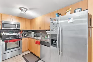 10000 NW 80th Ct, Hialeah Gardens, FL 33016 - Photo 5
