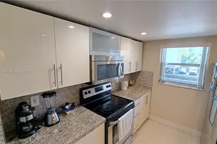 201 178th Dr, Sunny Isles Beach, FL 33160 - Photo 1