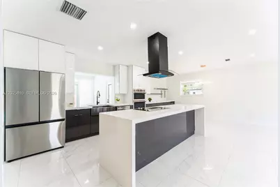 1446 Scott St, Hollywood, FL 33020 - Photo 15