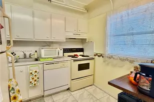 2901 NW 46th Ave, Lauderdale Lakes, FL 33313 - Photo 5