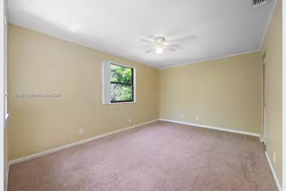 10161 W Sunrise Blvd #304, Plantation, FL 33322 - Photo 5