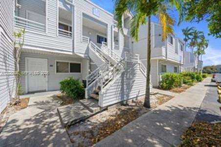 3425 NW 44th St #204 - 3425 NW 44th St #204, Oakland Park, FL 33309 Luxury Property | Jose Angel Pina