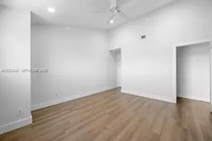 3425 NW 44th St, Oakland Park, FL 33309 - Photo 13