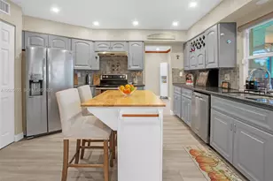 4890 SW 104th Ave, Cooper City, FL 33328 - Photo 15