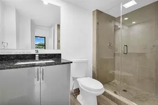 3401 N Country Club Dr, Aventura, FL 33180 - Photo 7
