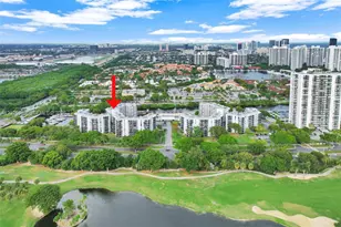 3401 N Country Club Dr, Aventura, FL 33180 - Photo 27