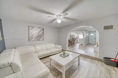 7620 SW 21st St #7620, Miami, FL 33155 - Photo 1