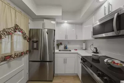 2855 Leonard Dr #H106, Aventura, FL 33160 - Photo 3