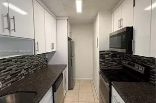 7429 SW 152nd Ave, Miami, FL 33193 - Photo 5