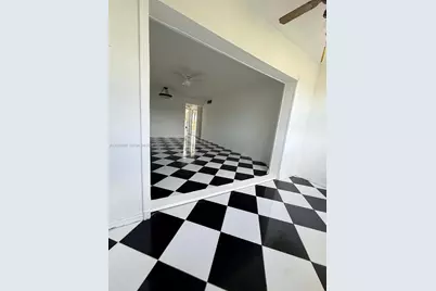 8595 Sunrise Lakes Blvd #307, Sunrise, FL 33322 - Photo 3