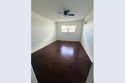 8595 Sunrise Lakes Blvd #307, Sunrise, FL 33322 - Photo 11