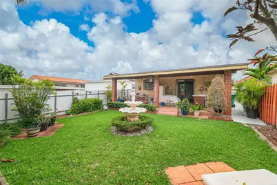 251 NW 60th Ct, Miami, FL 33126 - Photo 31
