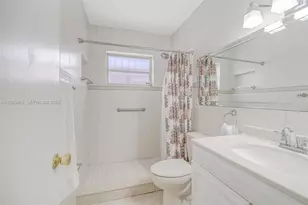 251 NW 60th Ct, Miami, FL 33126 - Photo 19