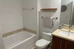 79 SW 12th St, Miami, FL 33130 - Photo 5