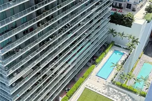 79 SW 12th St, Miami, FL 33130 - Photo 13