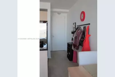 79 SW 12 St #2911-S, Miami, FL 33130 - Photo 3