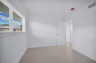 6891 SW 7th St, Margate, FL 33068 - Photo 13