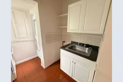 1919 SW 2nd St #B, Miami, FL 33135 - Photo 7