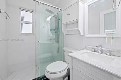 556 La Villa Dr, Miami Springs, FL 33166 - Photo 15