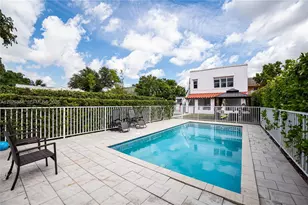 2255 SW 10th St, Miami, FL 33135 - Photo 5