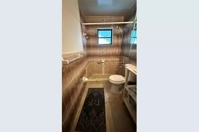 4198 W 10th Ave, Hialeah, FL 33012 - Photo 5
