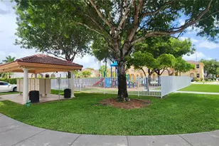 8652 NW 112th Ct, Doral, FL 33178 - Photo 27