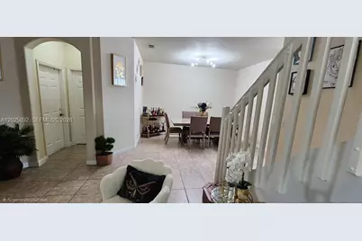 8652 NW 112th Ct, Doral, FL 33178 - Photo 7