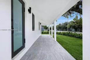 6901 NW 4th Ct, Miami, FL 33150 - Photo 9