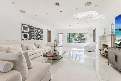 1231 Stillwater Dr, Miami Beach, FL 33141 - Photo 15