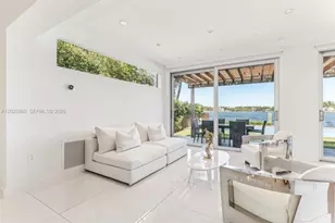 1231 Stillwater Dr, Miami Beach, FL 33141 - Photo 23