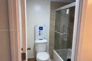 6101 N Falls Cir Dr, Lauderhill, FL 33319 - Photo 27
