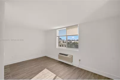 1255 Collins Ave #504, Miami Beach, FL 33139 - Photo 17