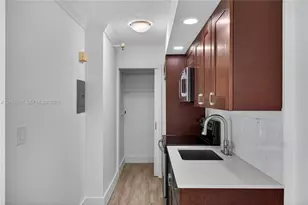 1255 Collins Ave, Miami Beach, FL 33139 - Photo 9