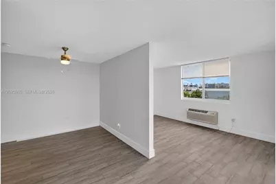 1255 Collins Ave #504, Miami Beach, FL 33139 - Photo 15