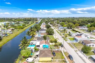 2365 NW 155th St, Miami Gardens, FL 33054 - Photo 29