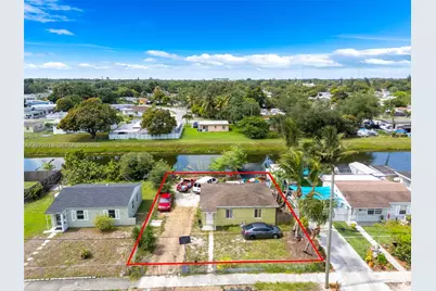 2365 NW 155th St, Miami Gardens, FL 33054 - Photo 31