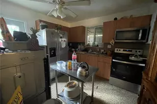 1874 NW 19th St, Miami, FL 33125 - Photo 11