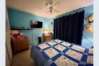 1874 NW 19th St, Miami, FL 33125 - Photo 21