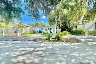 1874 NW 19th St, Miami, FL 33125 - Photo 3