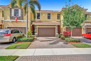 821 E Village Cir, Davie, FL 33325 - Photo 1